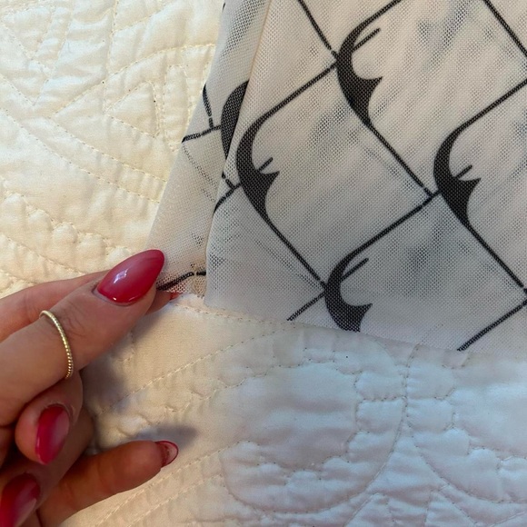 Baum Und Pferdgargen Mesh Turtleneck - PEAK SCANDI STYLE - Picture 4 of 8